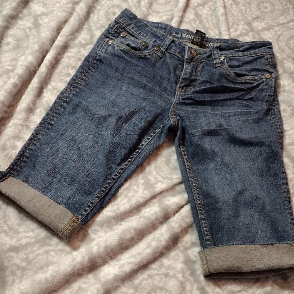 Dollhouse Denim Jeans Junior Size 5 Girls Distressed cut offs.